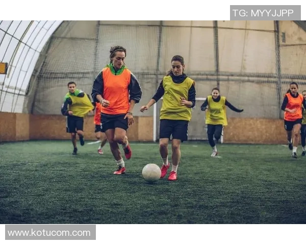 足球明星的运动魅力与训练秘诀揭秘，助你了解他们的成功之路与背后故事